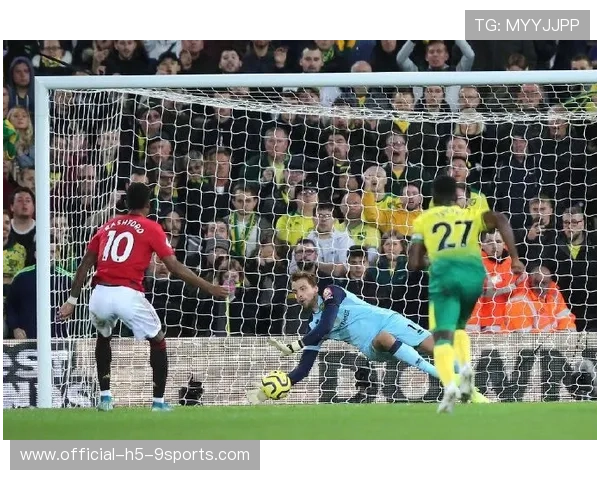 拉什福德单刀推射破门，曼联看台瞬间炸开